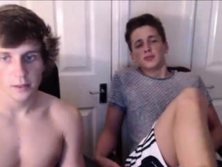 2 Danish Friends Boys And Camshow In USA (1) (Boyztube)