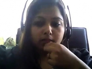 Bored Desi chubby on webcam plays with her boobie