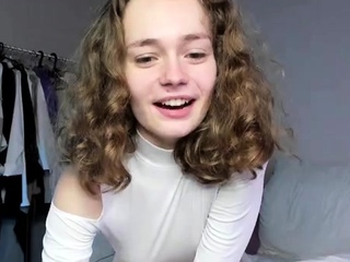 Beautiful wife masturbating show with webcam with toys