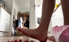 Goddess Leoni aka Foot Fetish. goddessleoni OnlyFans Video