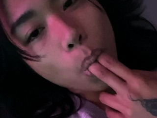 Amateur Asian GFsucking POV