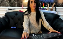 Masturbating Sexy Webcam Babe Big Boobs Webcam Solo