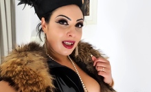 Brunette solo honey shows her masturbating skills
