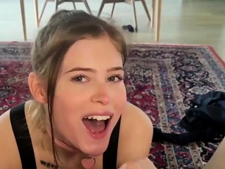 ChloeWildd - Freak On A Leash