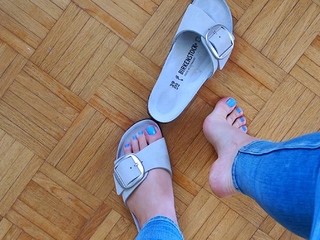 Close up cock jerking solo